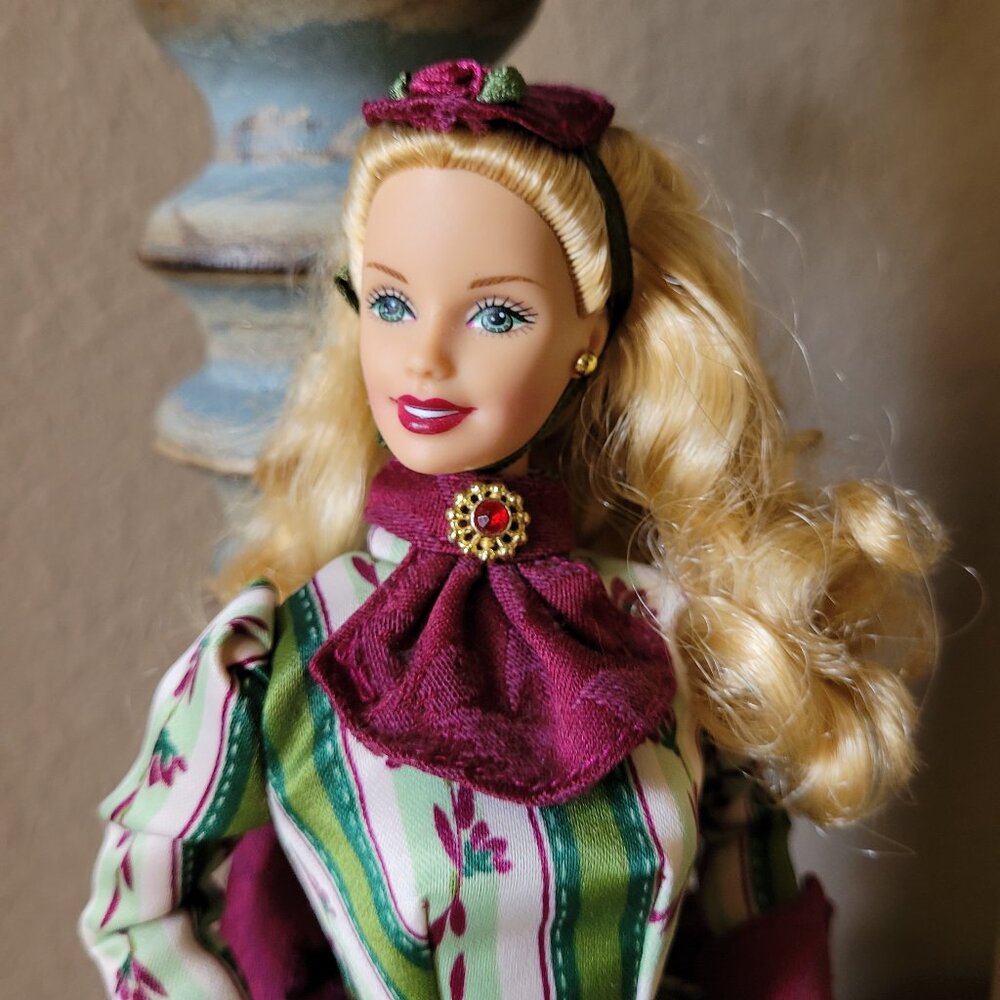 Barbie "The Front Window" Doll - Grolier Special Edition Mattel 2000